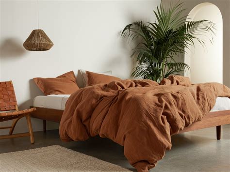 Parachute linen duvet cover - Oct 19, 2015 ... A Duvet Insert is the top of bed comforter that keeps you warm and cozy, while a Duvet Cover protects it and keeps your bedroom looking ...